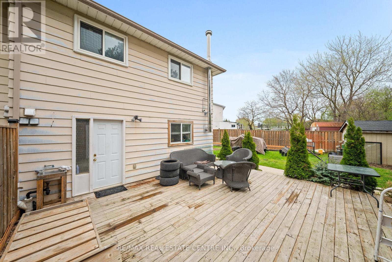 22 Glen Echo Court, Brampton, Ontario  L6S 5T9 - Photo 47 - W13136050