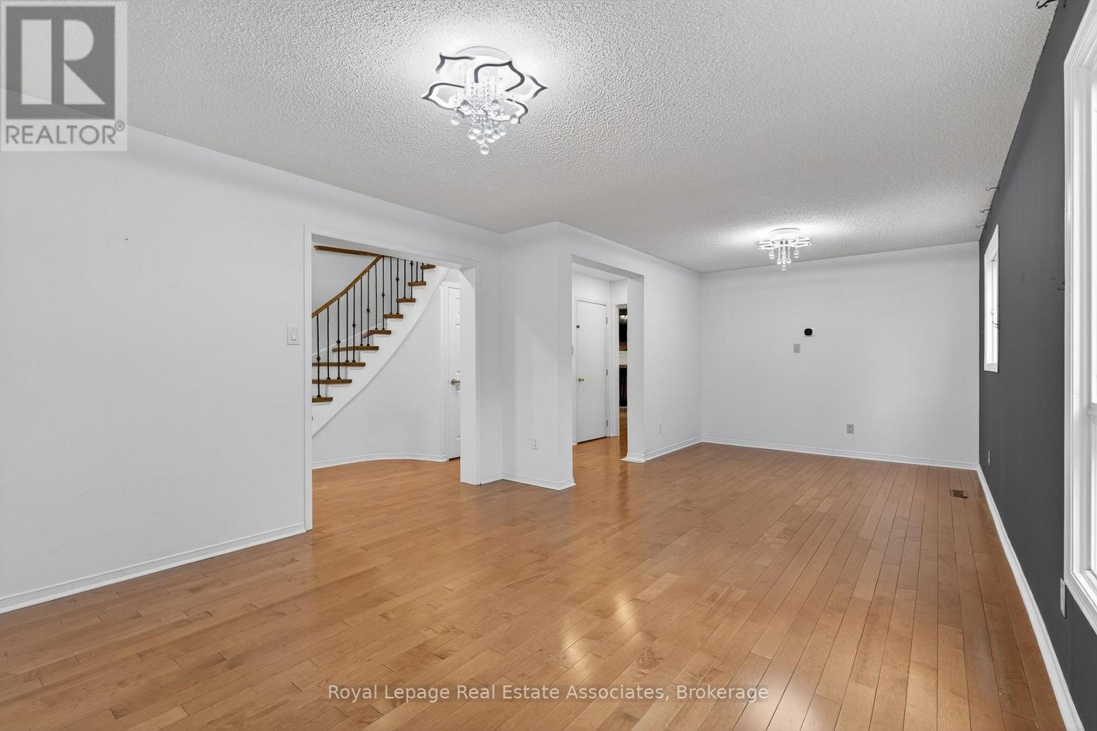 5623 Haddon Hall Road, Mississauga, Ontario  L5M 5G4 - Photo 11 - W13136122