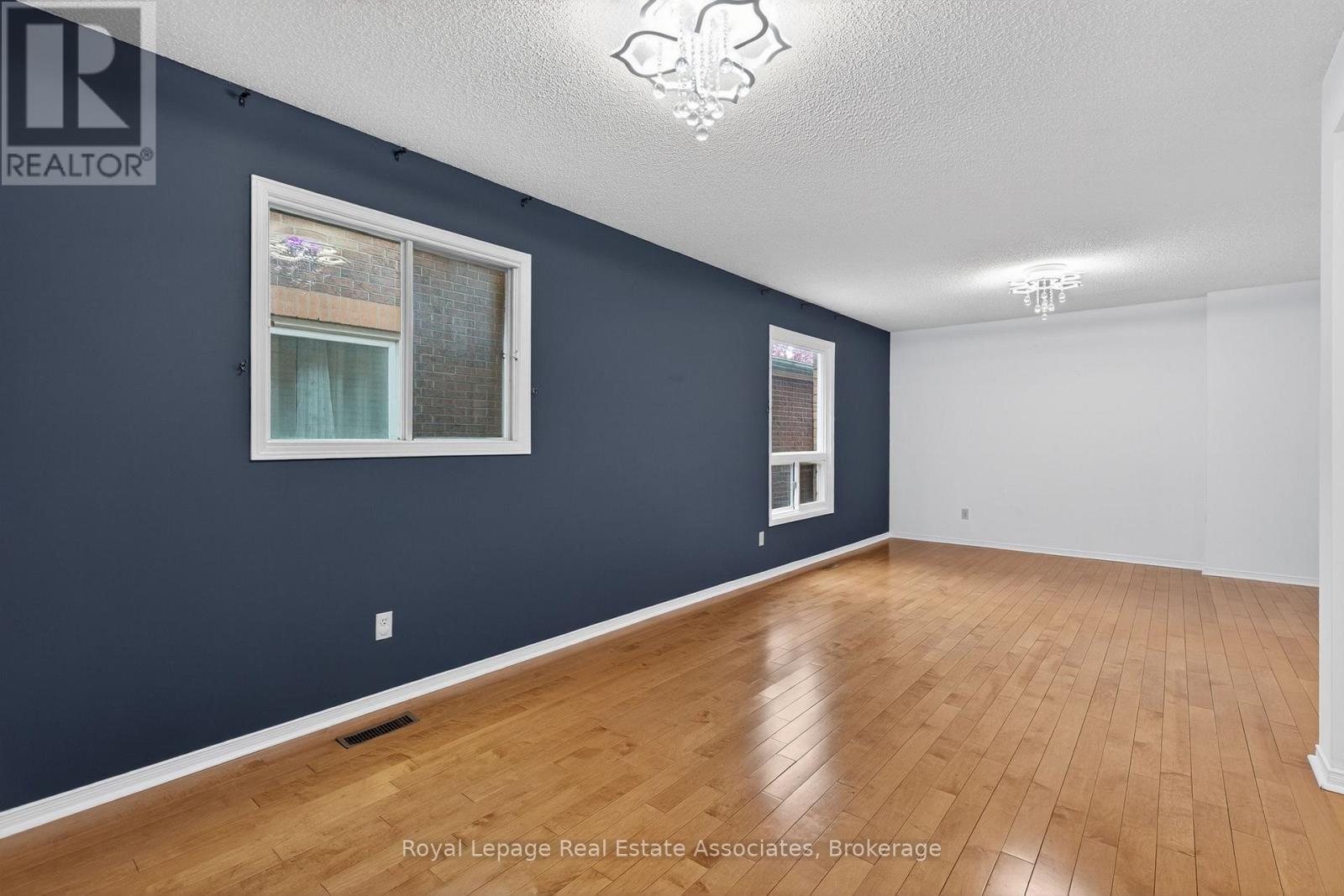 5623 Haddon Hall Road, Mississauga, Ontario  L5M 5G4 - Photo 12 - W13136122