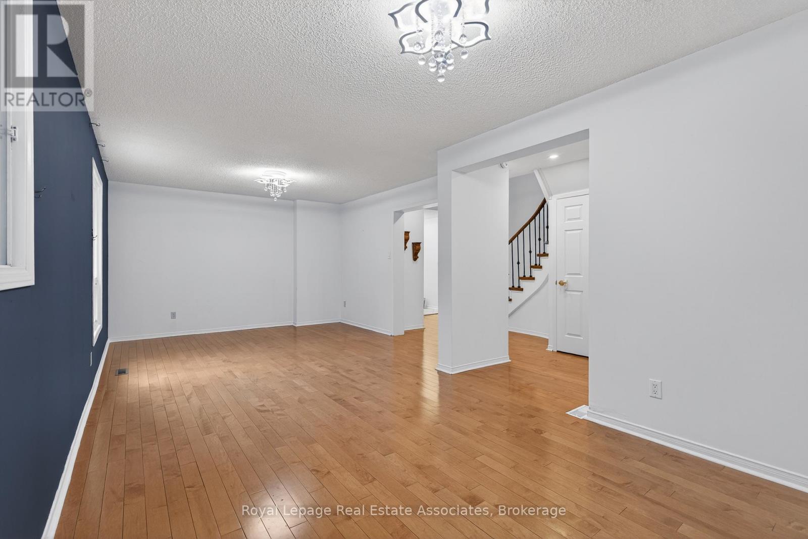 5623 Haddon Hall Road, Mississauga, Ontario  L5M 5G4 - Photo 13 - W13136122