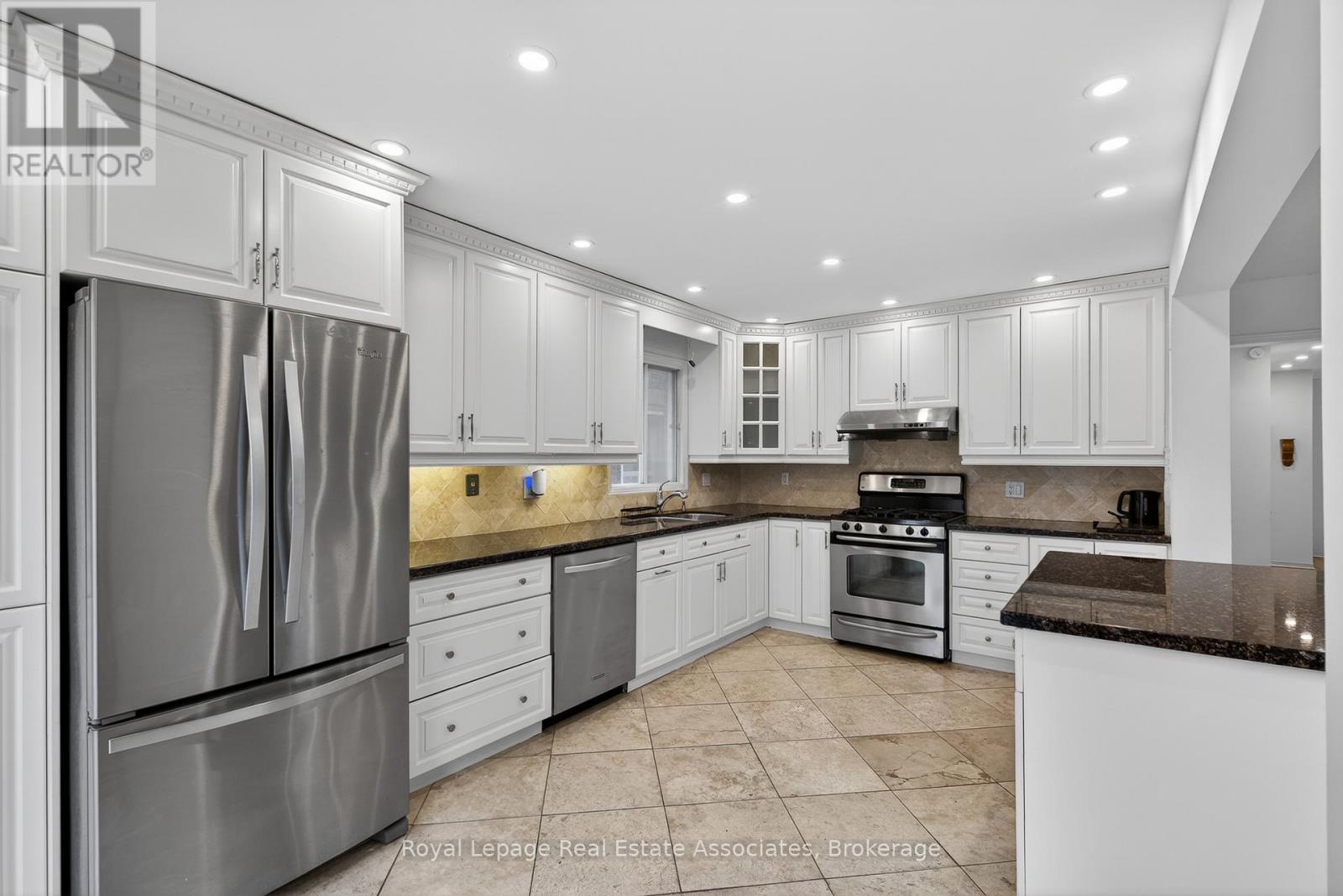 5623 Haddon Hall Road, Mississauga, Ontario  L5M 5G4 - Photo 20 - W13136122