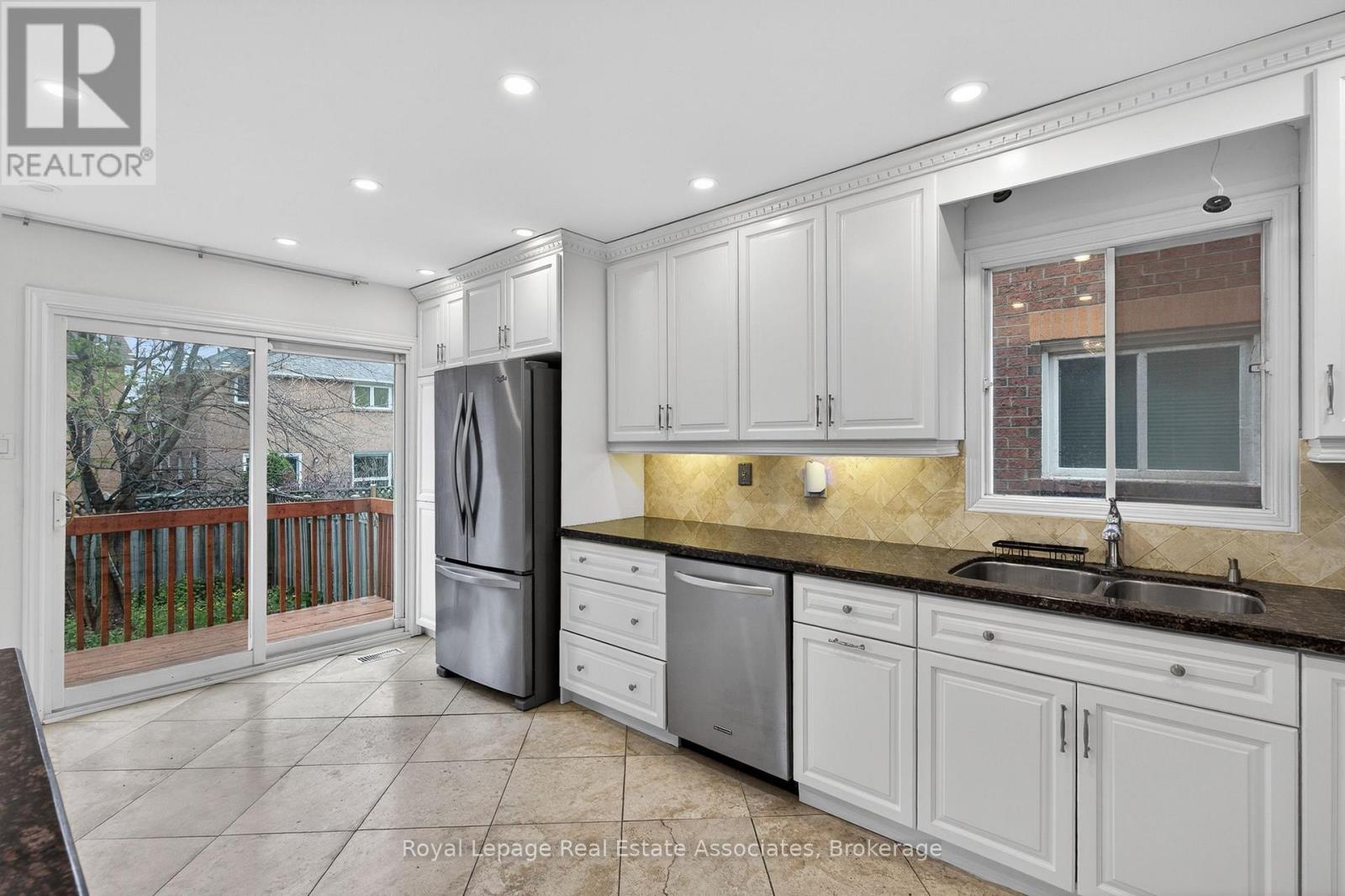 5623 Haddon Hall Road, Mississauga, Ontario  L5M 5G4 - Photo 22 - W13136122