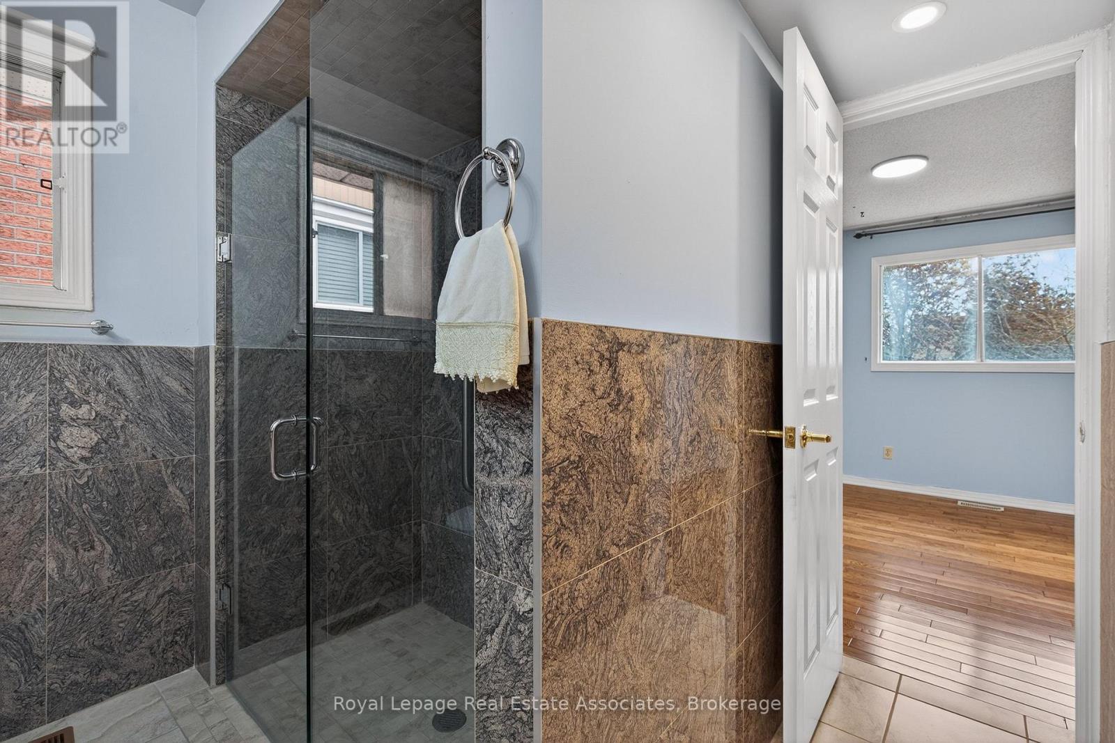 5623 Haddon Hall Road, Mississauga, Ontario  L5M 5G4 - Photo 45 - W13136122