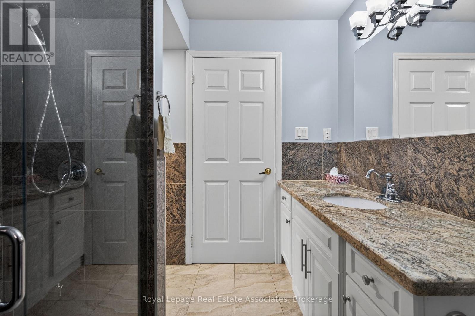 5623 Haddon Hall Road, Mississauga, Ontario  L5M 5G4 - Photo 46 - W13136122