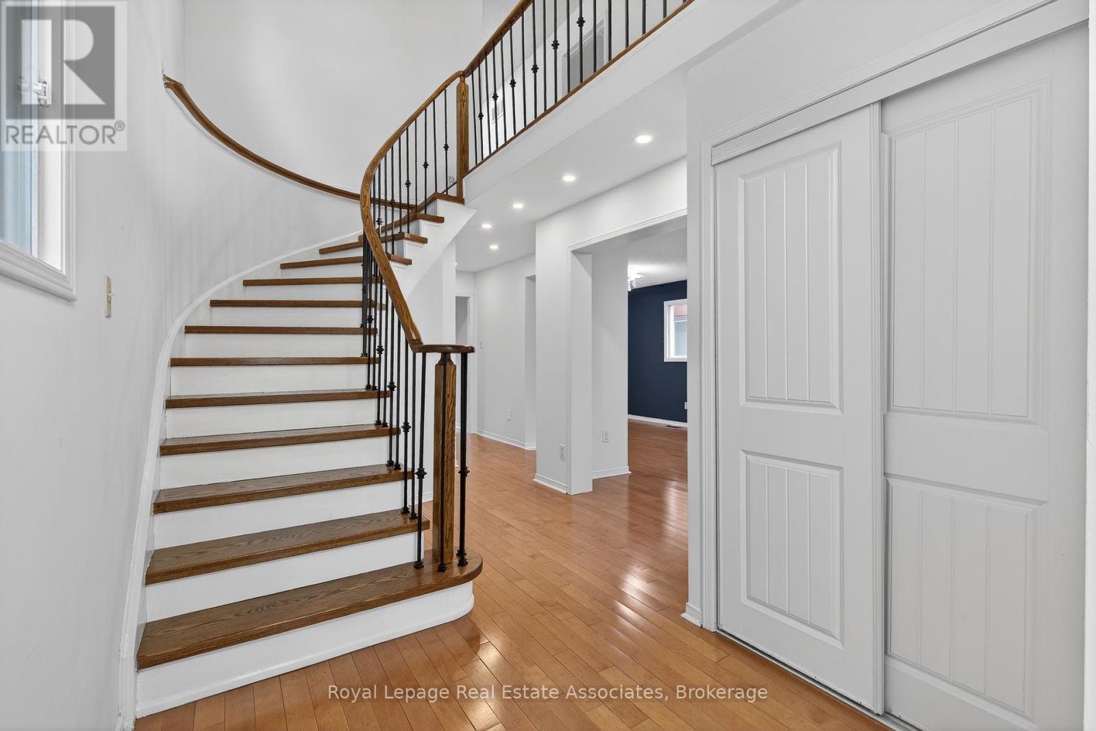 5623 Haddon Hall Road, Mississauga, Ontario  L5M 5G4 - Photo 7 - W13136122