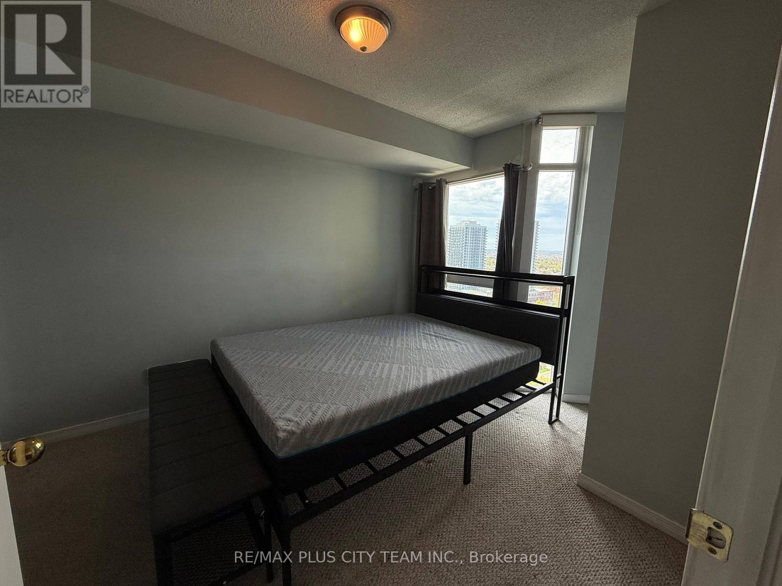 2114 - 9 George Street N, Brampton, Ontario  L6X 0T6 - Photo 9 - W13136140