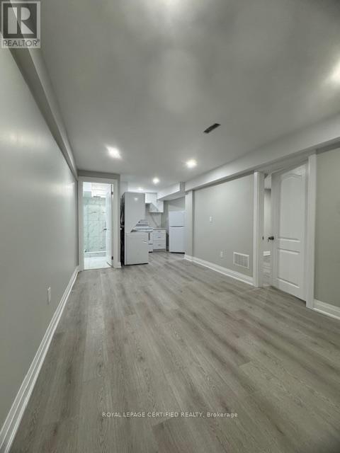 Basement - 4468 Ashley Avenue, Mississauga, Ontario  L5R 2A2 - Photo 2 - W13136144