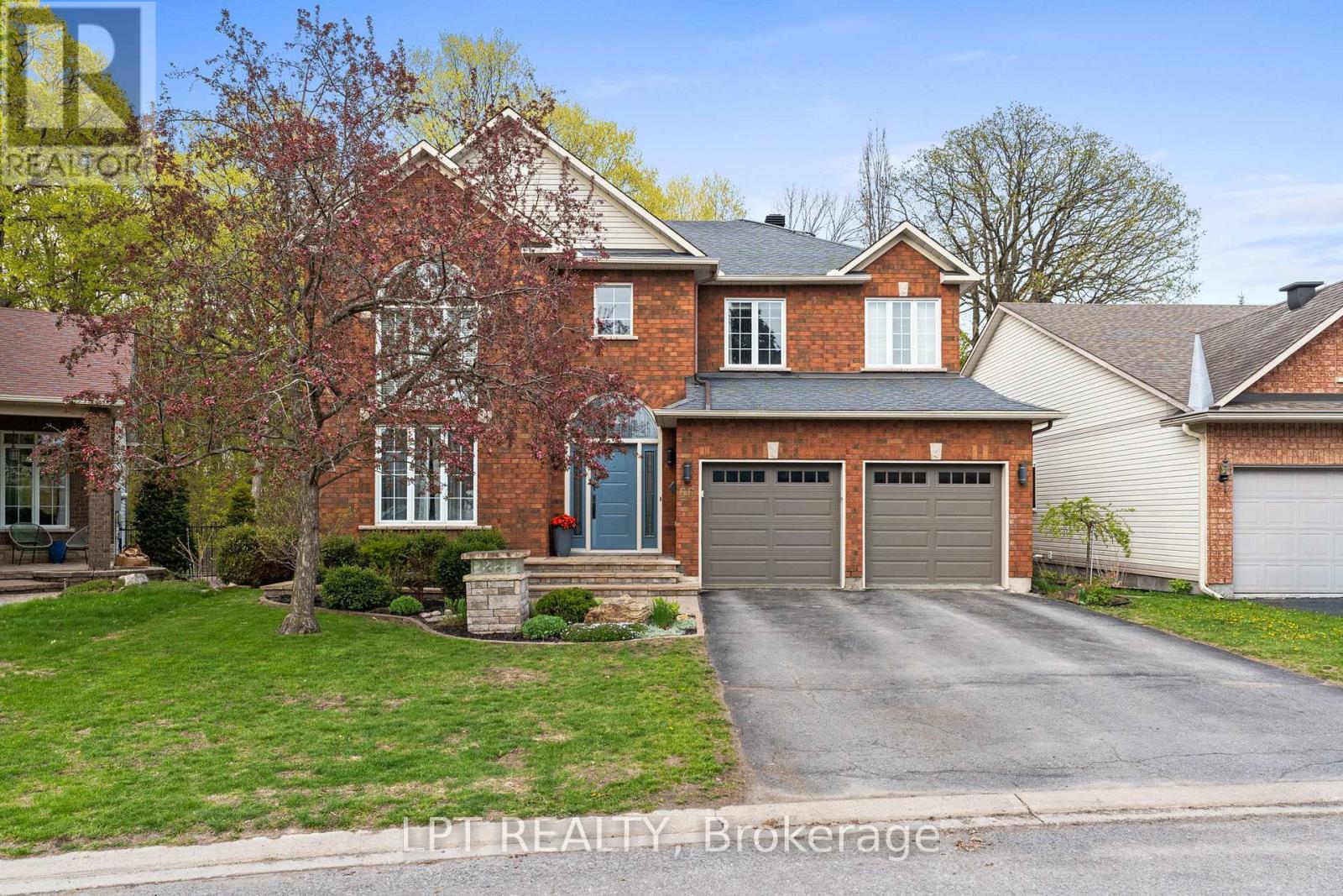 66 FOREST GATE WAY N, Ottawa, Ontario