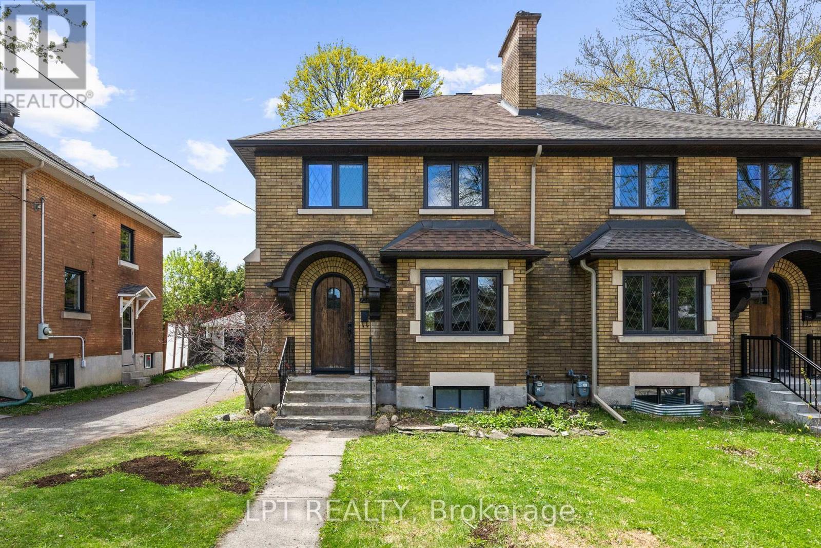 126 BLACKBURN AVENUE, Ottawa, Ontario