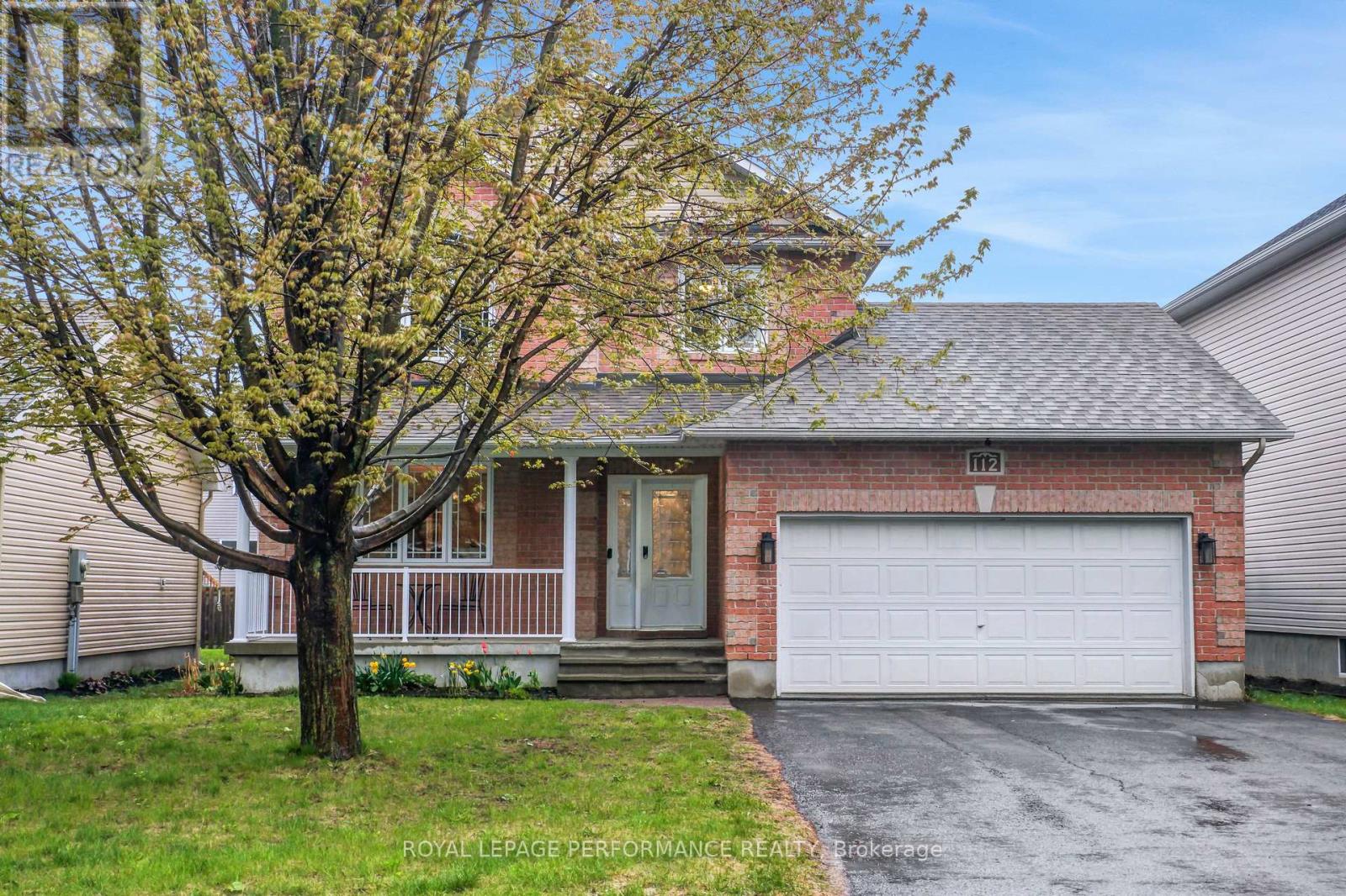 112 OLDE TOWNE AVENUE, Russell, Ontario