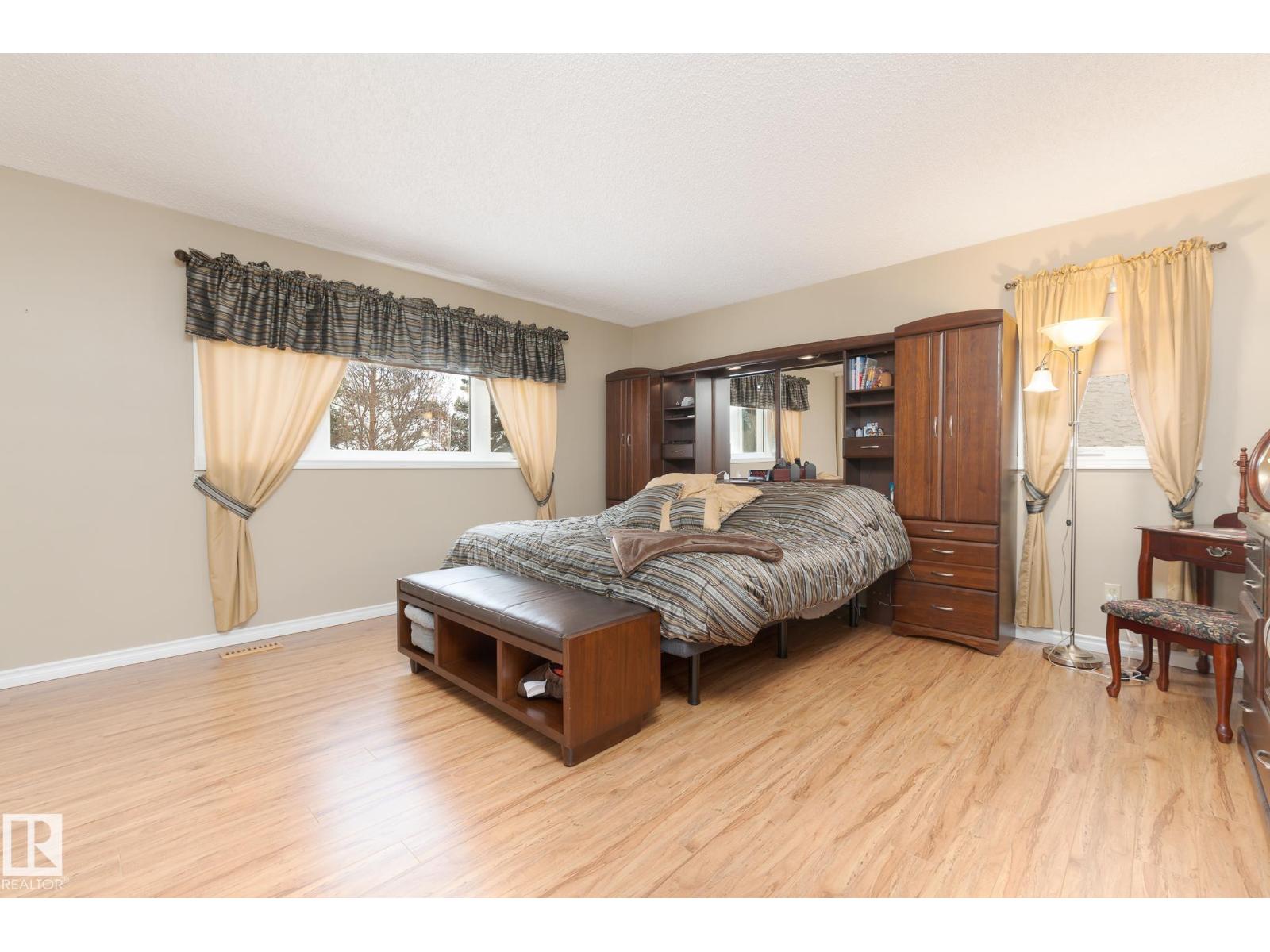 613 Whiston Wd NW, Edmonton, Alberta  T6M 2C3 - Photo 18 - E4475326