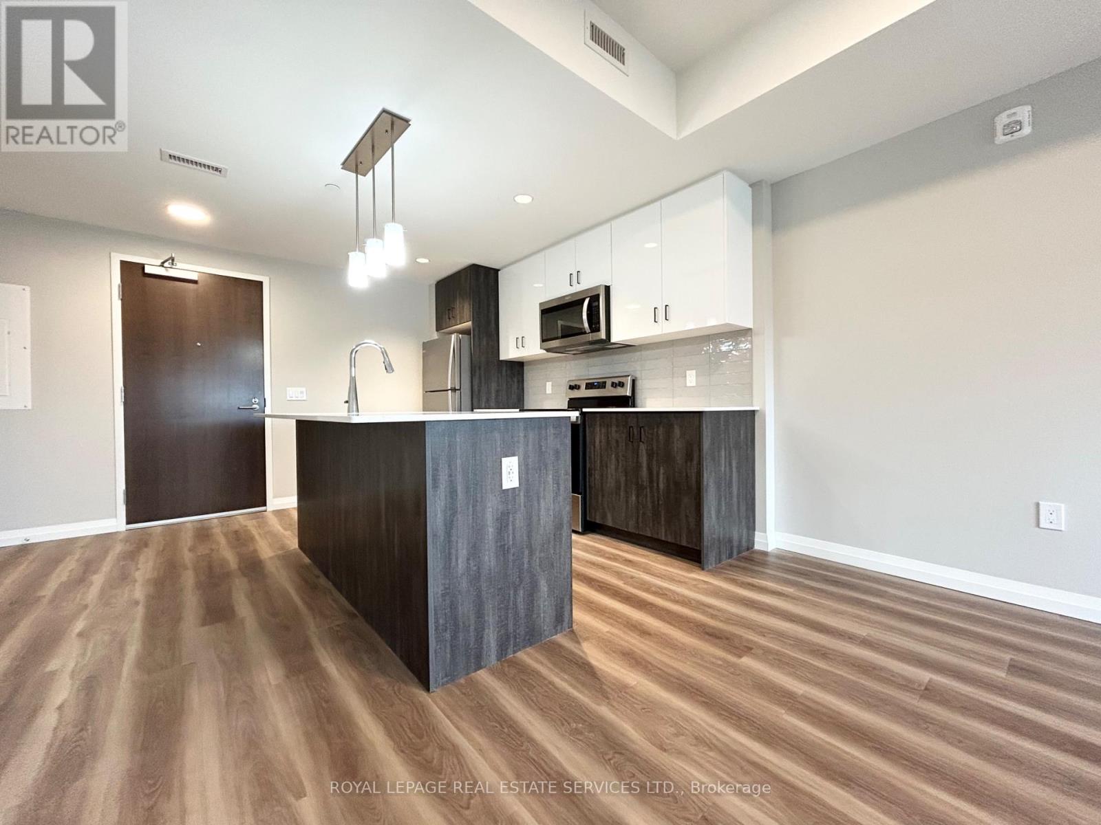 Ll05 - 28 Westhill Drive, Waterloo, Ontario  N2J 0G8 - Photo 4 - X13136068