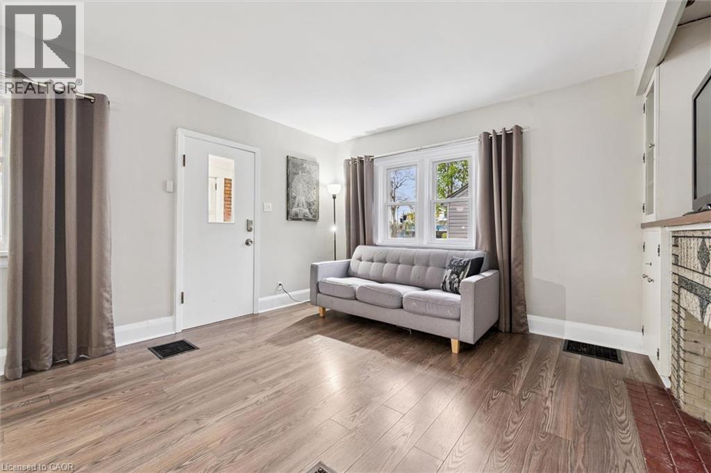 237 S Borden Avenue S, Kitchener, Ontario  N2G 3S1 - Photo 8 - 40830600