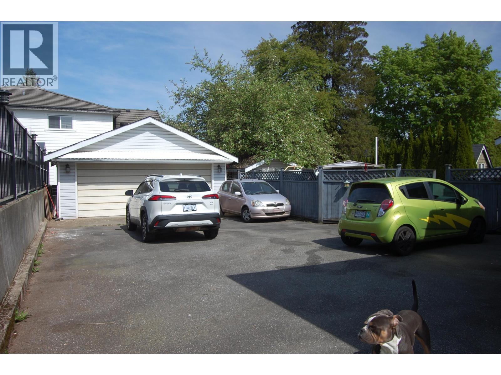 9251 10th Avenue, Burnaby, British Columbia  V3N 2T3 - Photo 2 - R3124245