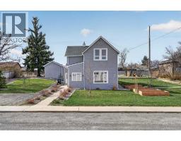 228 21 Street, Fort Macleod, Alberta
