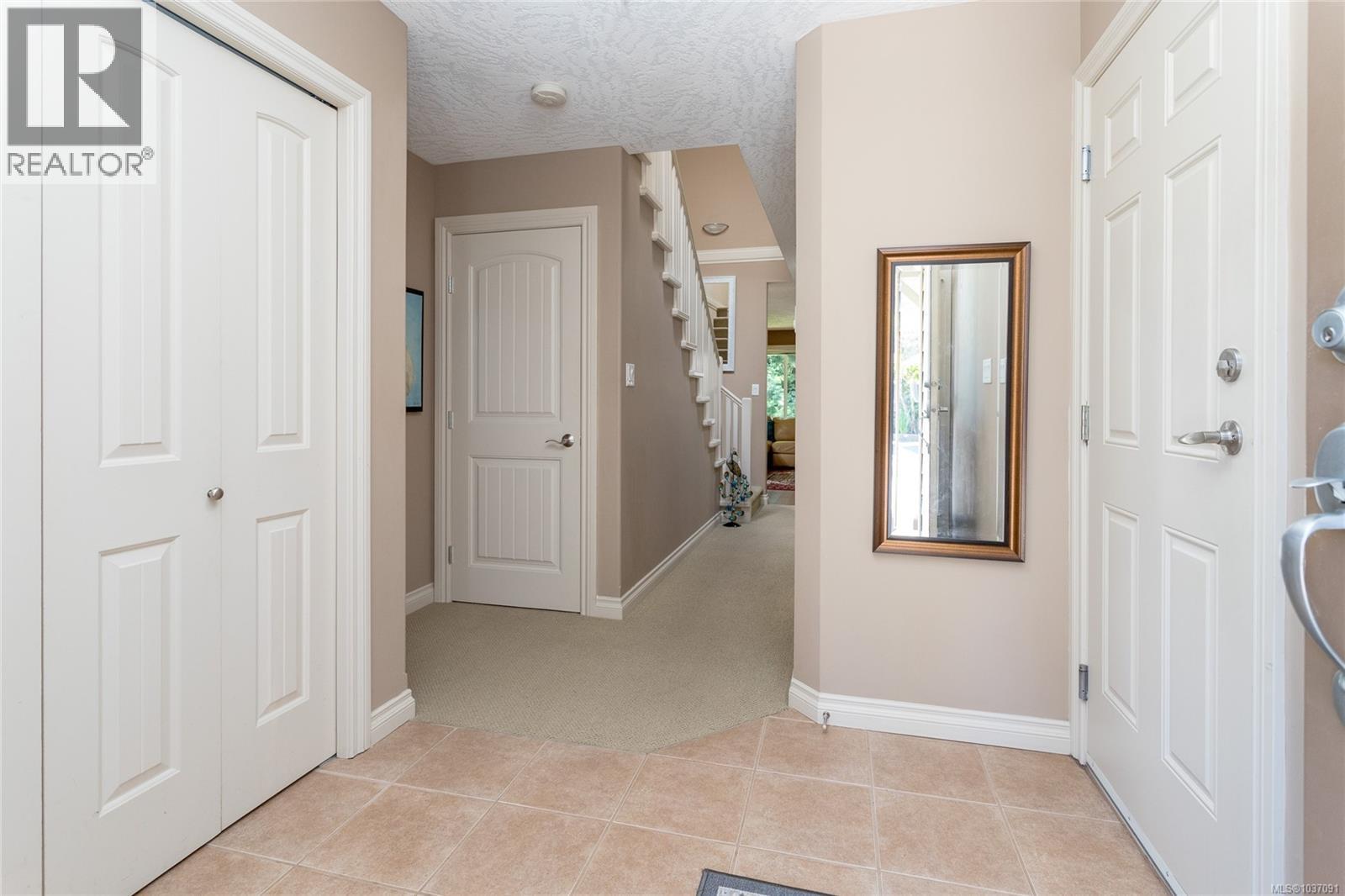 7 199 Atkins Rd, View Royal, British Columbia  V9B 2Z9 - Photo 4 - 1037091