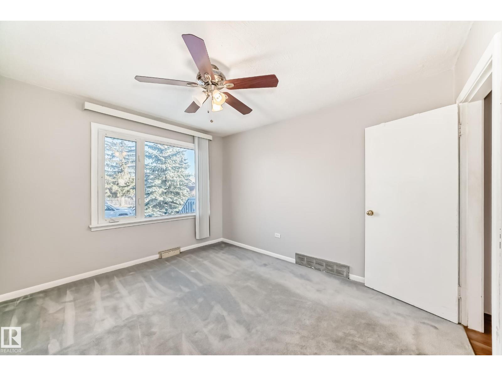 9716 162 St Nw, Edmonton, Alberta  T5Y 2Y9 - Photo 13 - E4488115