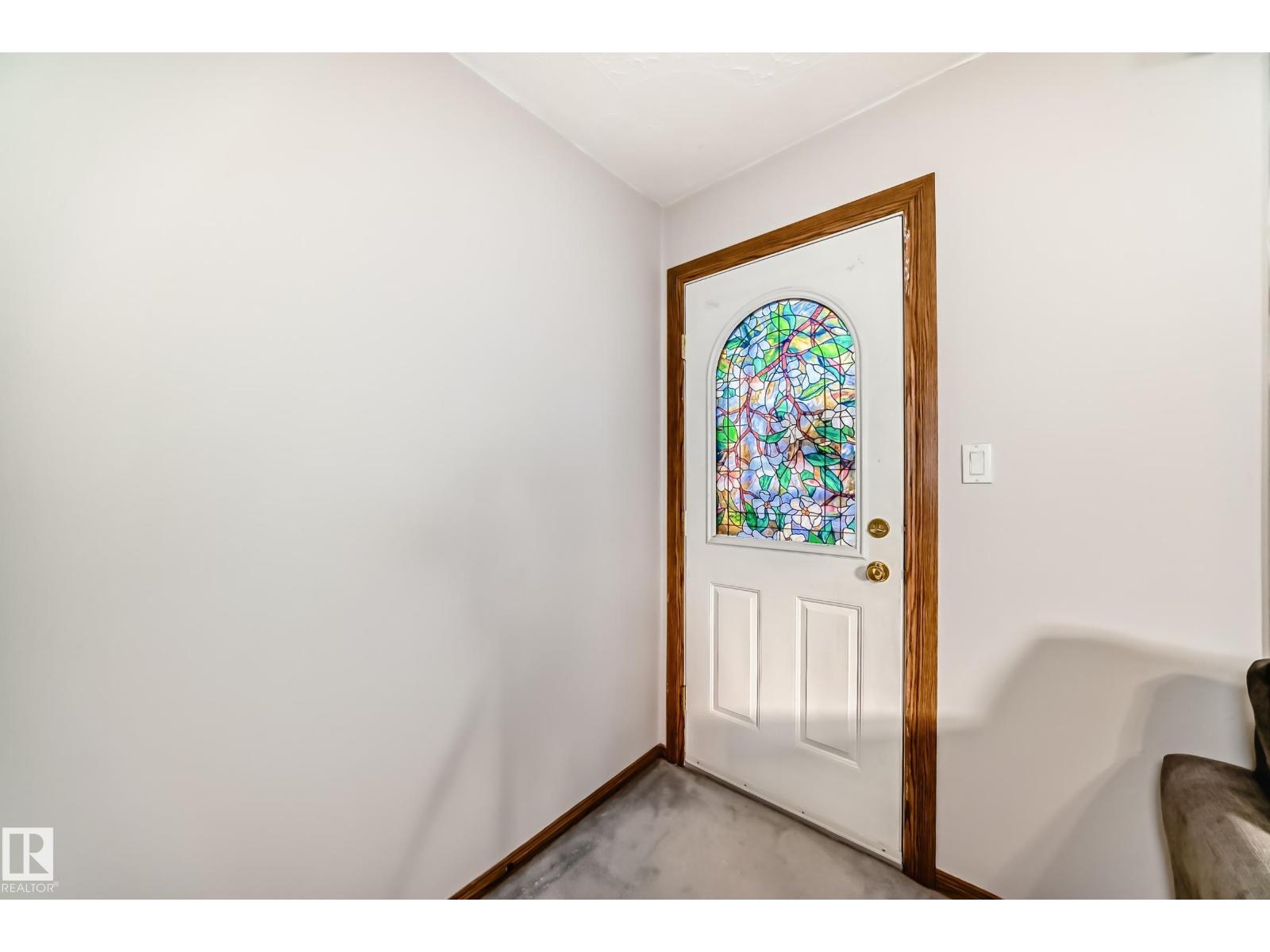 9716 162 St Nw, Edmonton, Alberta  T5Y 2Y9 - Photo 3 - E4488115