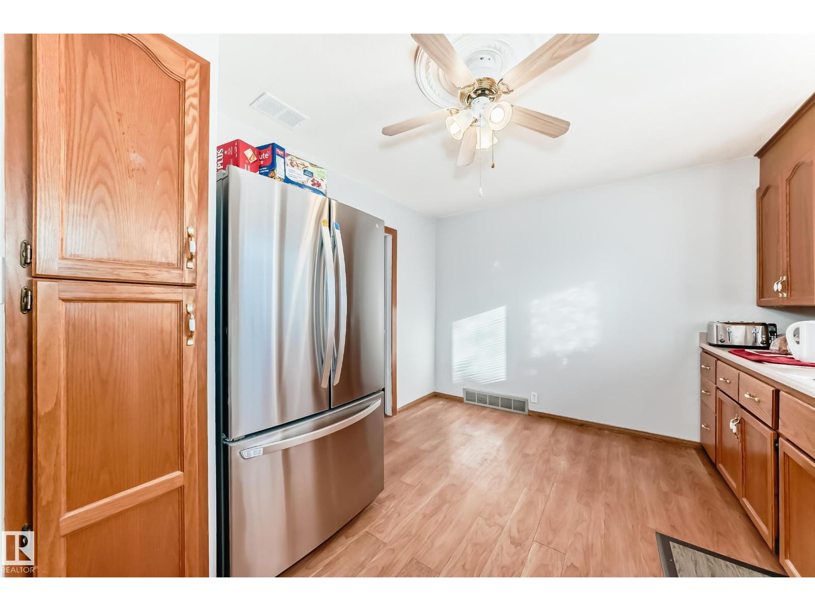9716 162 St Nw, Edmonton, Alberta  T5Y 2Y9 - Photo 7 - E4488115