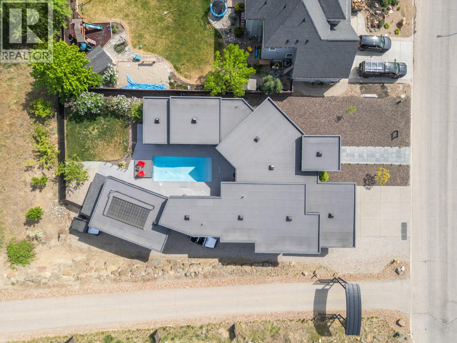 811 Mt Ida Drive, Coldstream, British Columbia  V1B 3Z6 - Photo 75 - 10386497