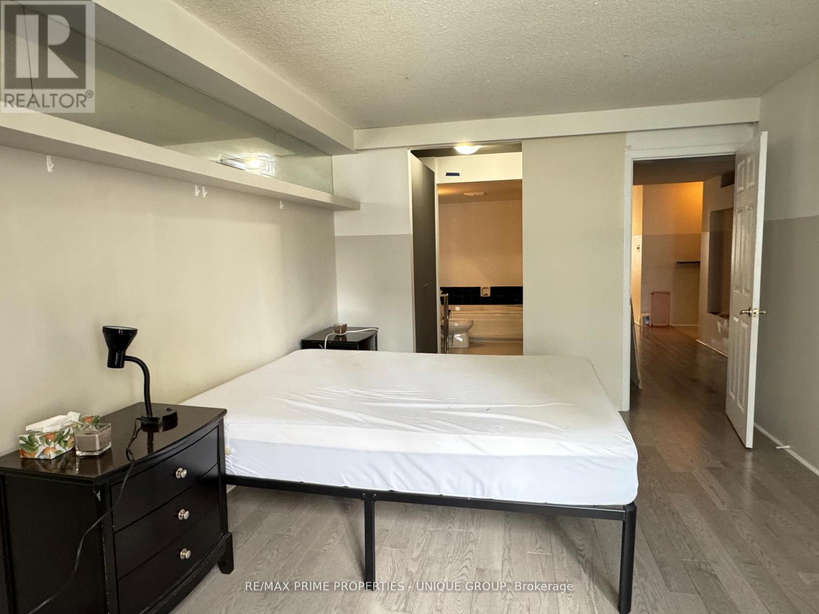 1701 - 44 Gerrard Street W, Toronto, Ontario  M5G 2K2 - Photo 14 - C12866938