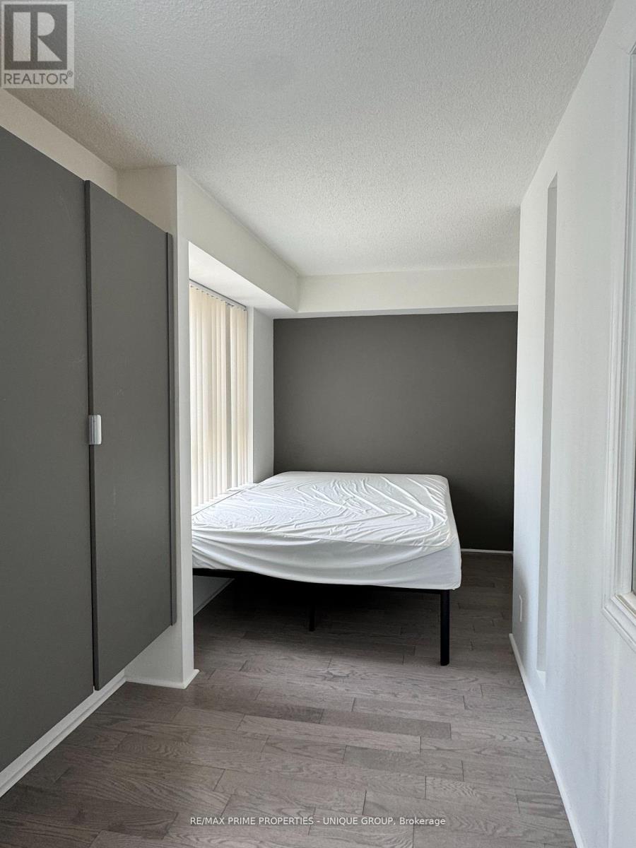 1701 - 44 Gerrard Street W, Toronto, Ontario  M5G 2K2 - Photo 18 - C12866938