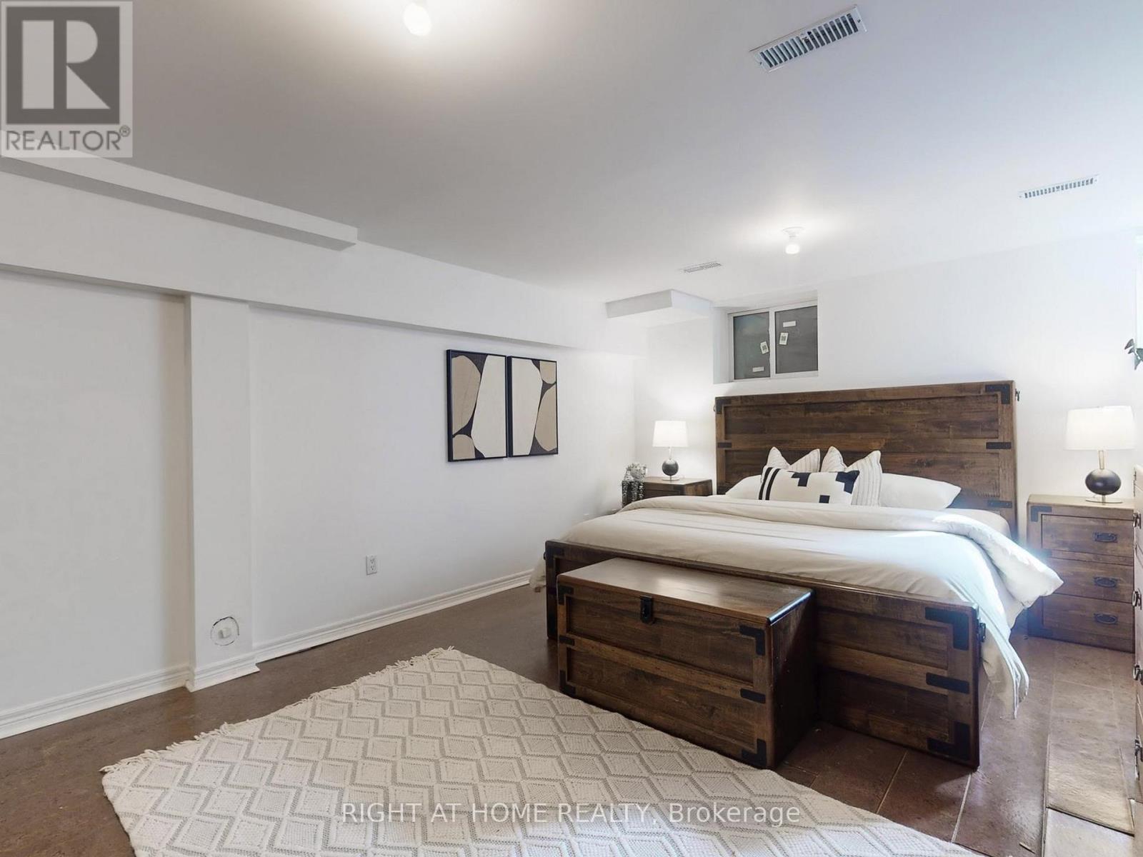 1021 Craven Road, Toronto, Ontario  M4J 4V7 - Photo 39 - E13134886