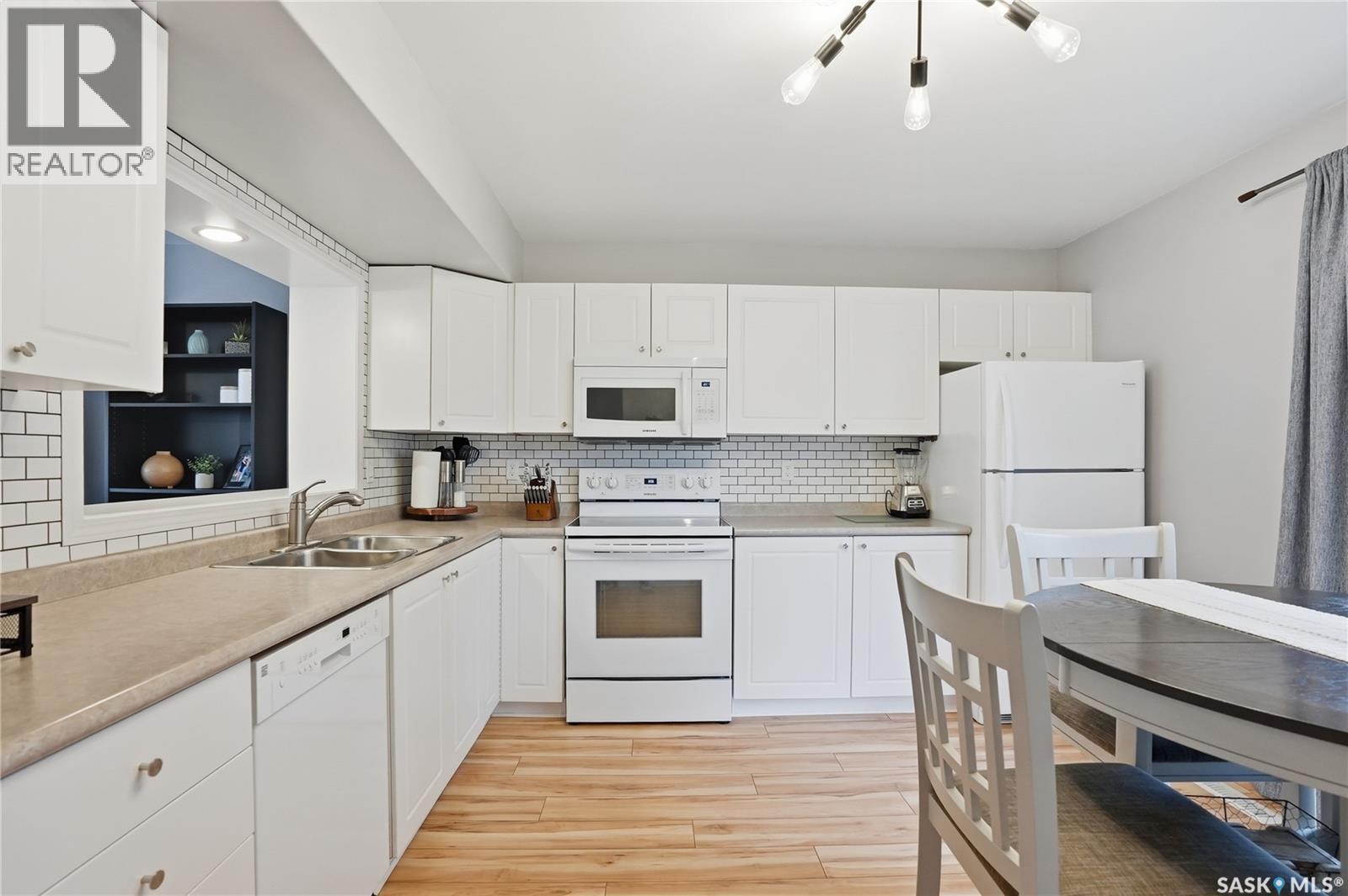220 670 Kenderdine Road, Saskatoon, Saskatchewan  S7N 4W3 - Photo 10 - SK036170