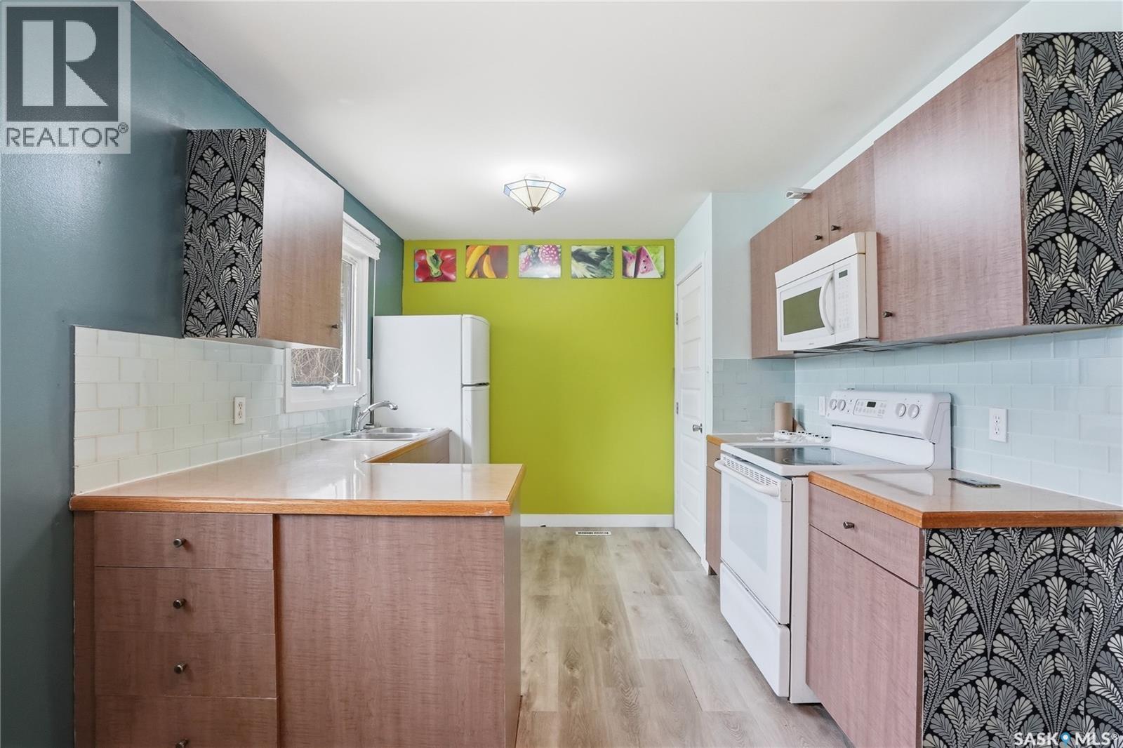 4 Dunning Crescent, Saskatoon, Saskatchewan  S7J 2S5 - Photo 10 - SK035982