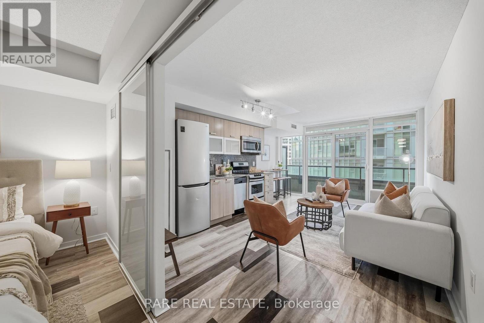 518w - 36 Lisgar Street, Toronto, Ontario  M6J 0C7 - Photo 3 - C13136296