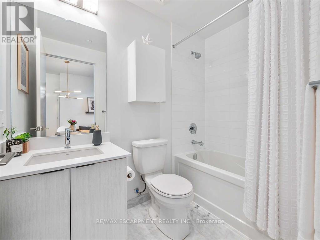 216 - 50 Bruyeres Mews, Toronto, Ontario  M5V 0G7 - Photo 12 - C13136300