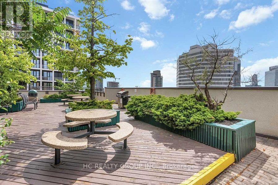 306 - 633 Bay Street, Toronto, Ontario  M5G 2G4 - Photo 16 - C13136342