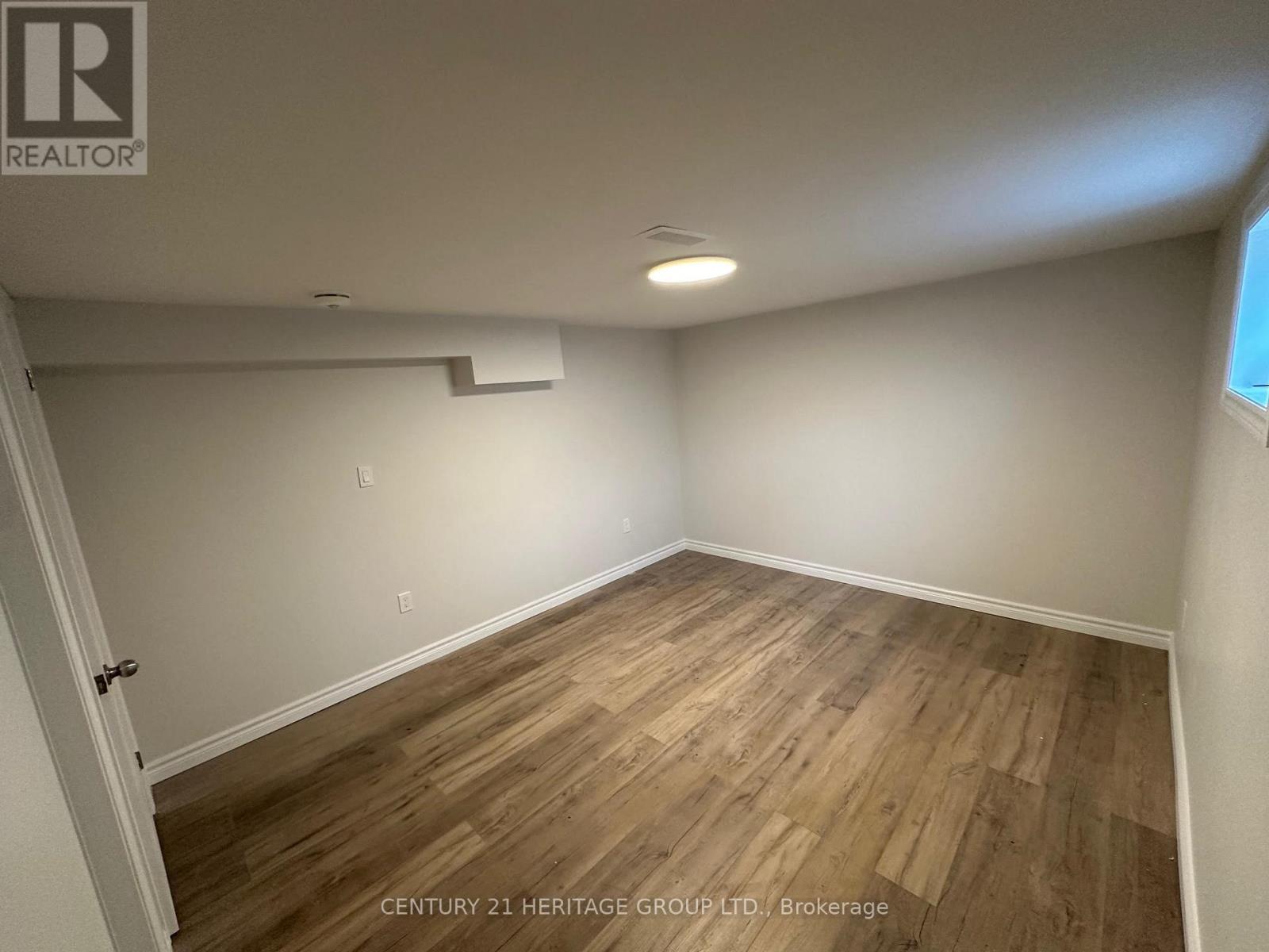 Lower - 14 Regatta Crescent, Toronto, Ontario  M2R 2X8 - Photo 12 - C13136346