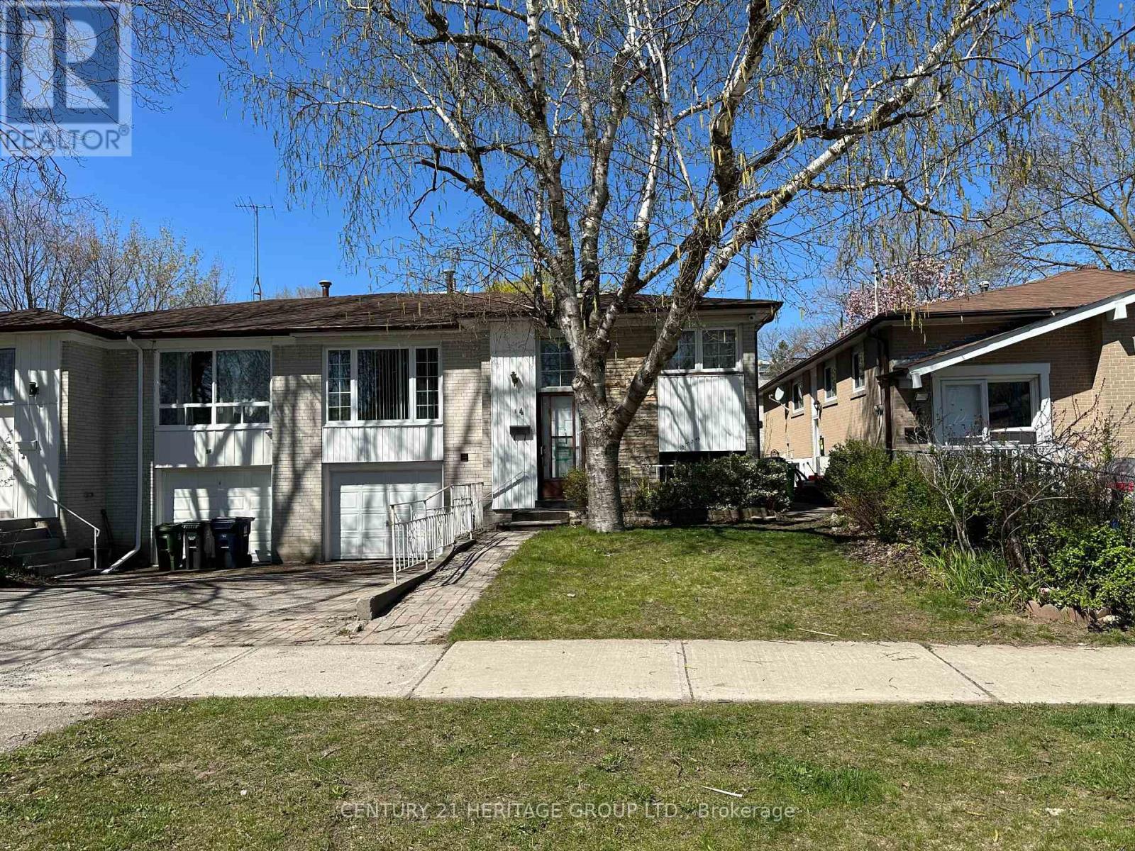 Lower - 14 Regatta Crescent, Toronto, Ontario  M2R 2X8 - Photo 2 - C13136346