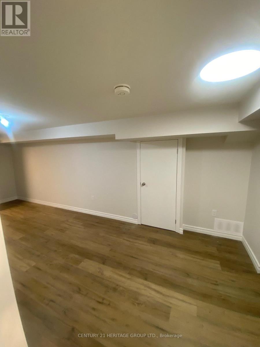Lower - 14 Regatta Crescent, Toronto, Ontario  M2R 2X8 - Photo 24 - C13136346