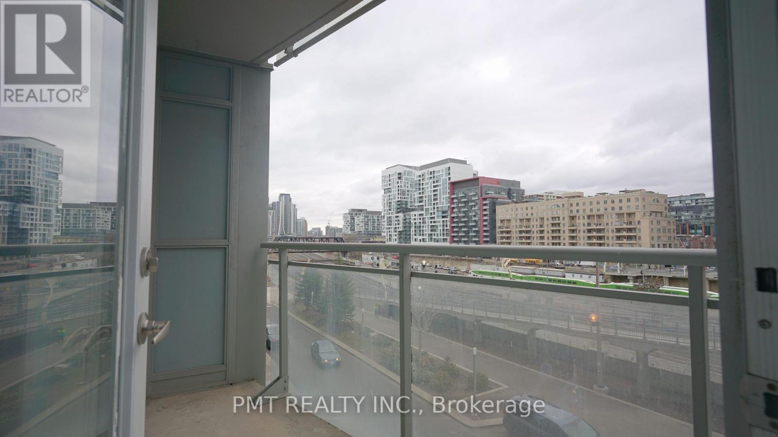 323 - 21 Iceboat Terrace, Toronto, Ontario  M5V 4A9 - Photo 16 - C13136378