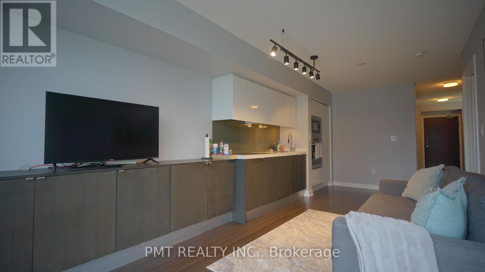 323 - 21 Iceboat Terrace, Toronto, Ontario  M5V 4A9 - Photo 9 - C13136378