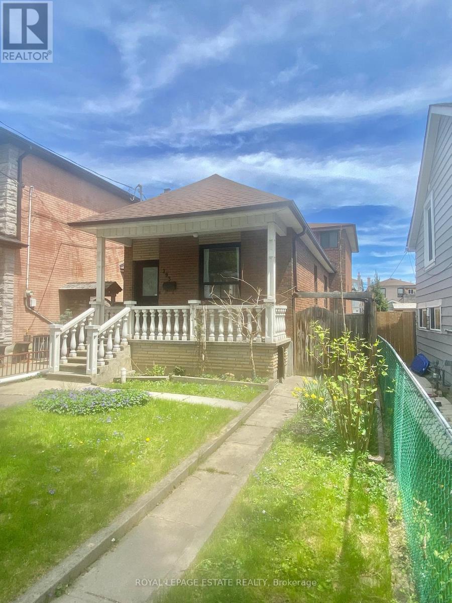 293 HARVIE AVENUE, Toronto, Ontario