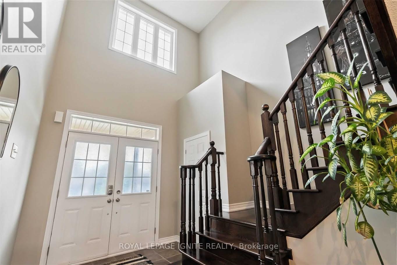 54 Albert Street, Clarington, Ontario  L1C 0A8 - Photo 2 - E13136208