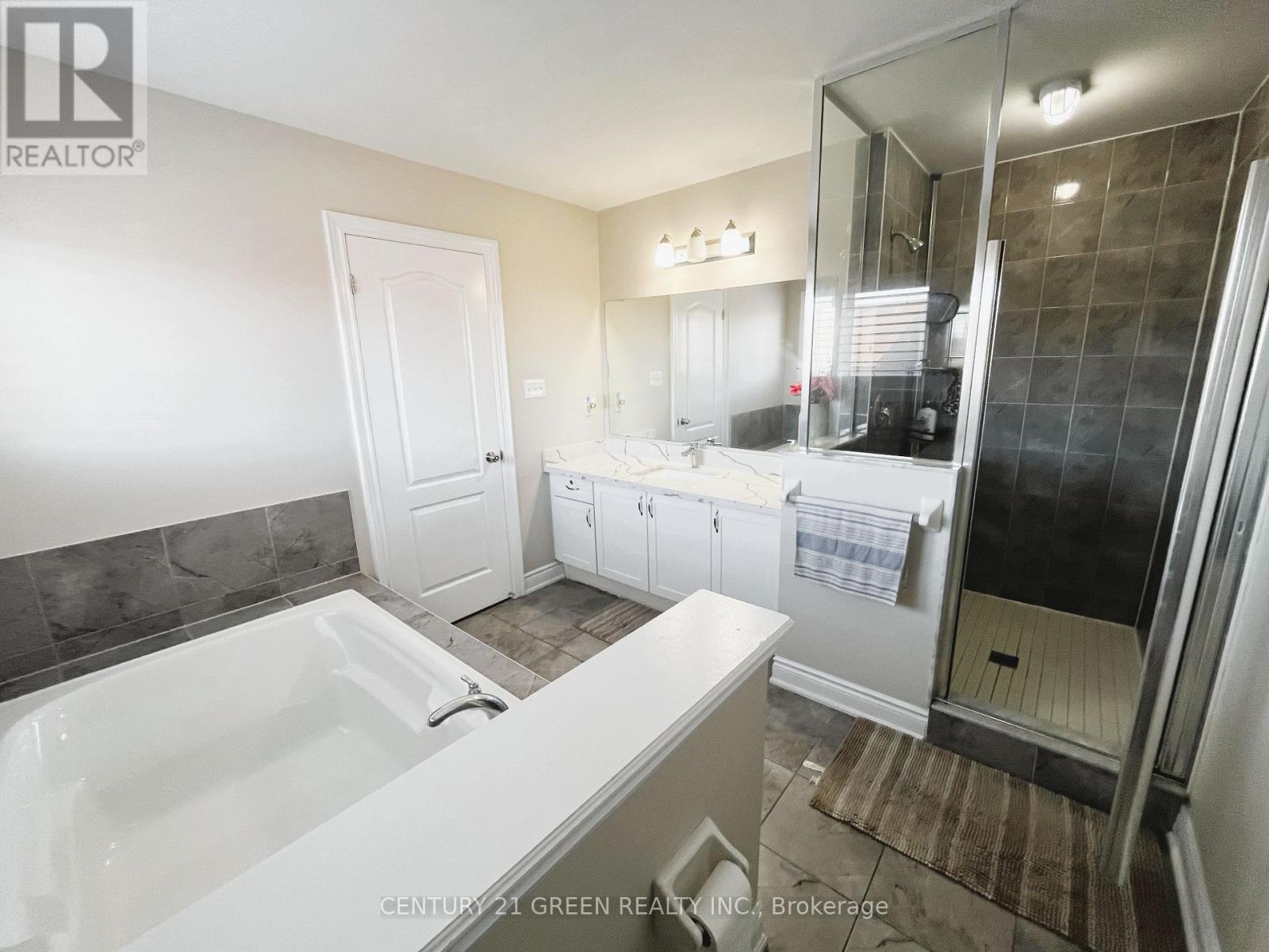 199 Windfields Farm Drive W, Oshawa, Ontario  L1L 0K5 - Photo 21 - E13136254
