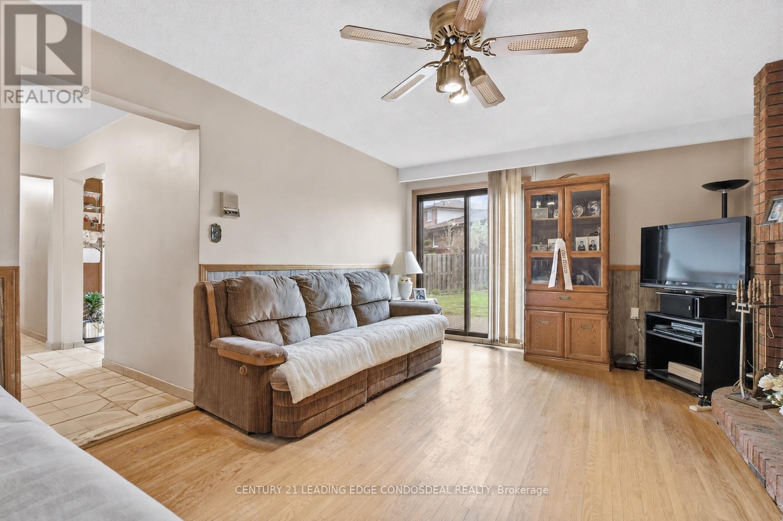 1 Whitley Castle Crescent, Toronto, Ontario  M1V 2P5 - Photo 13 - E13136270