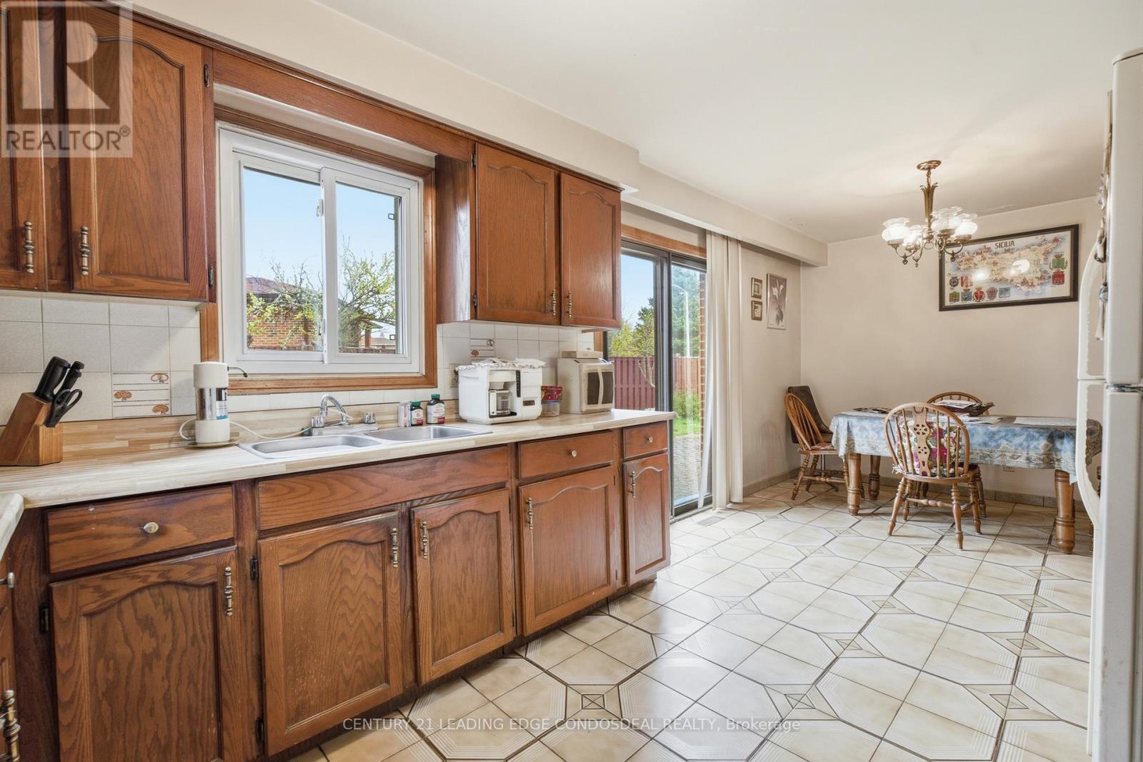 1 Whitley Castle Crescent, Toronto, Ontario  M1V 2P5 - Photo 19 - E13136270