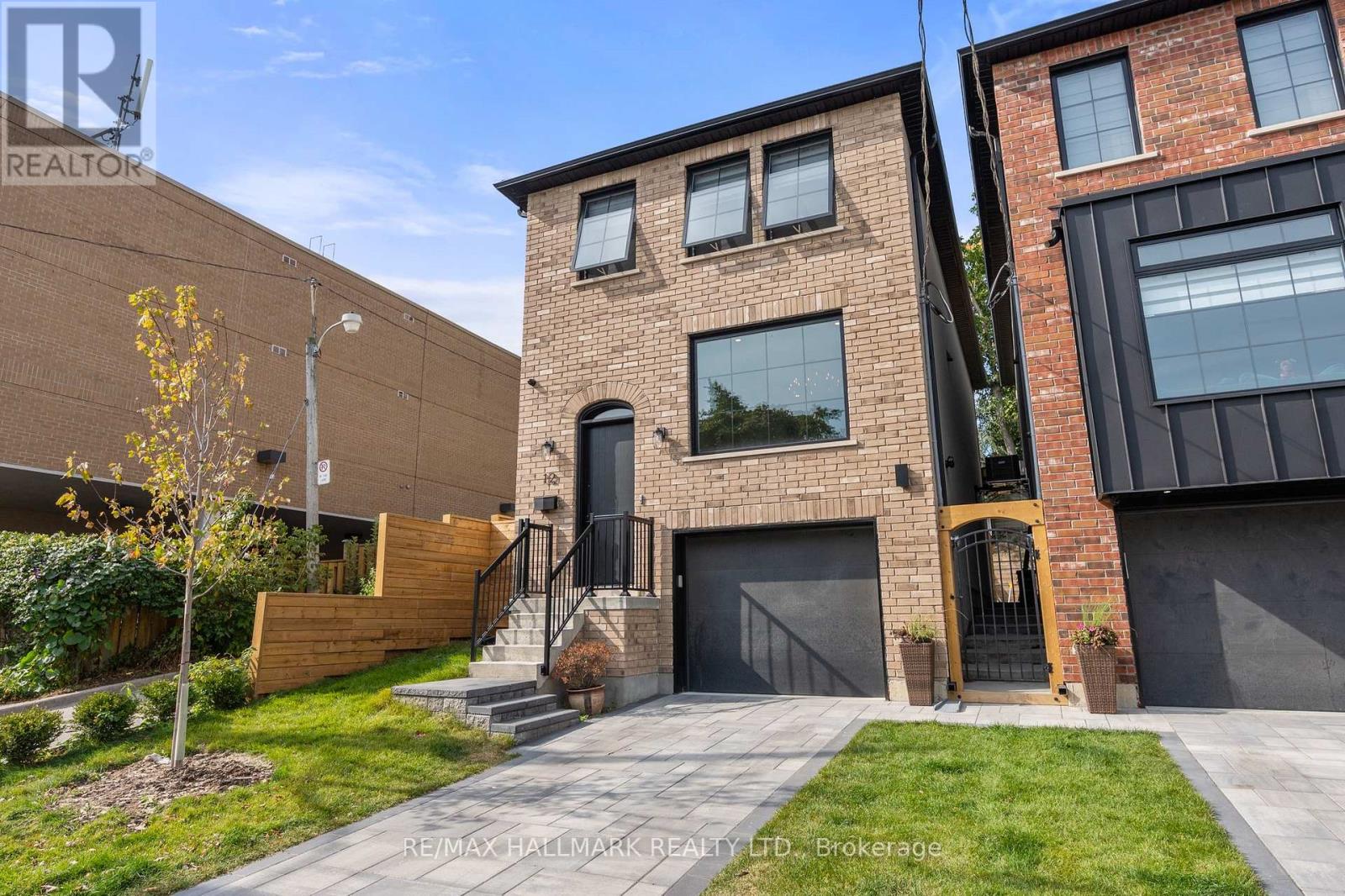 12 GLENSIDE AVENUE, Toronto, Ontario