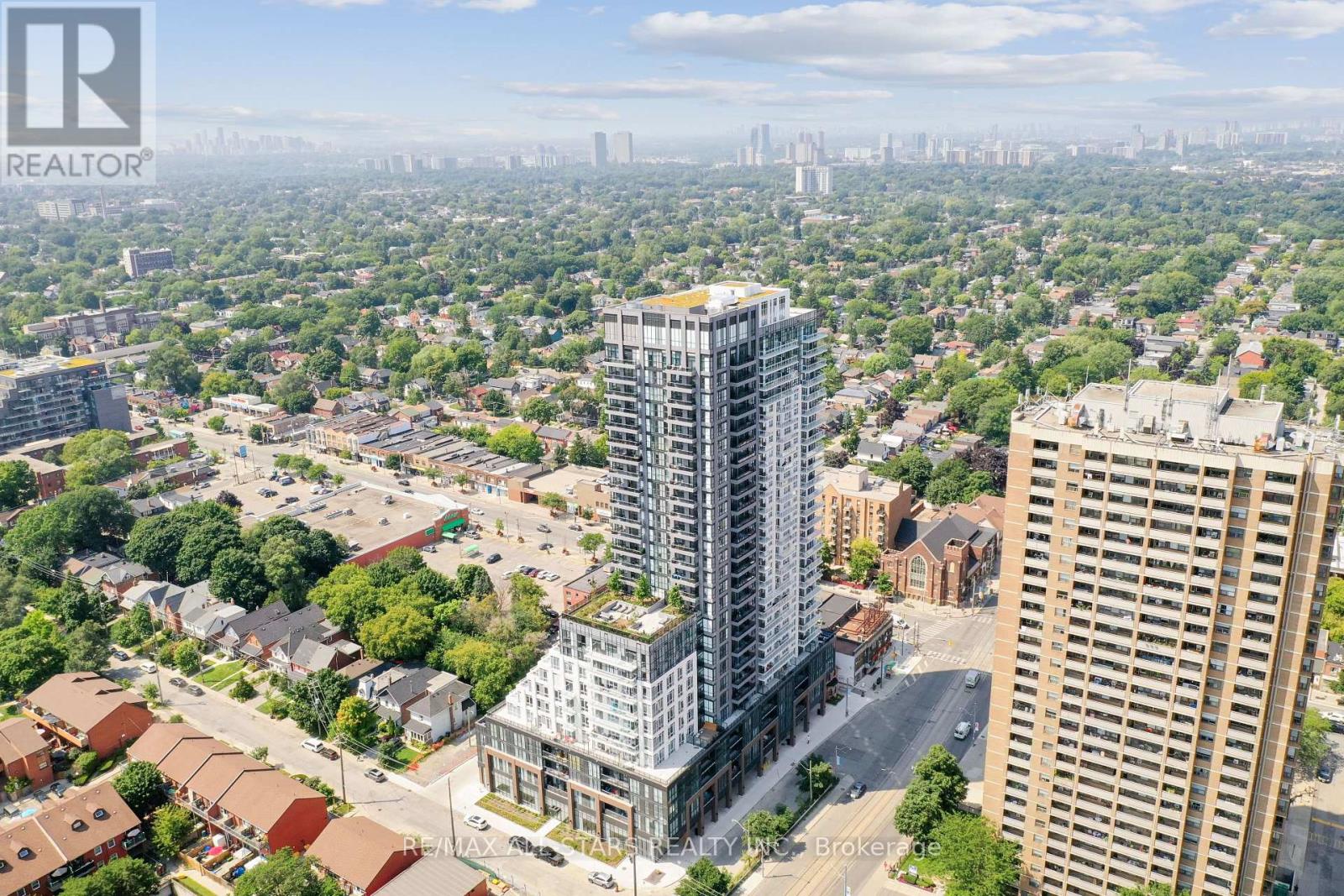 2301 - 286 Main Street, Toronto, Ontario  M4C 0B3 - Photo 4 - E13136396