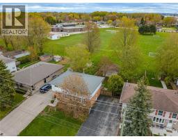 105 ORIOLE Parkway, Elmira, Ontario