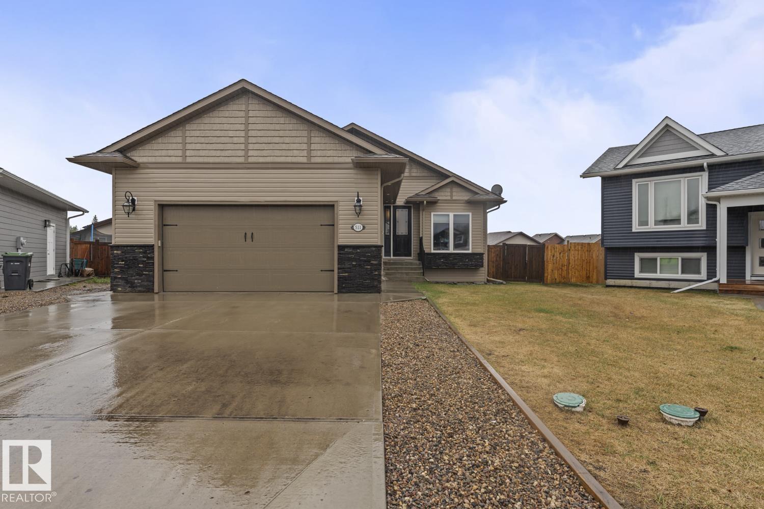 511 LAKEWOOD CL, cold lake, Alberta