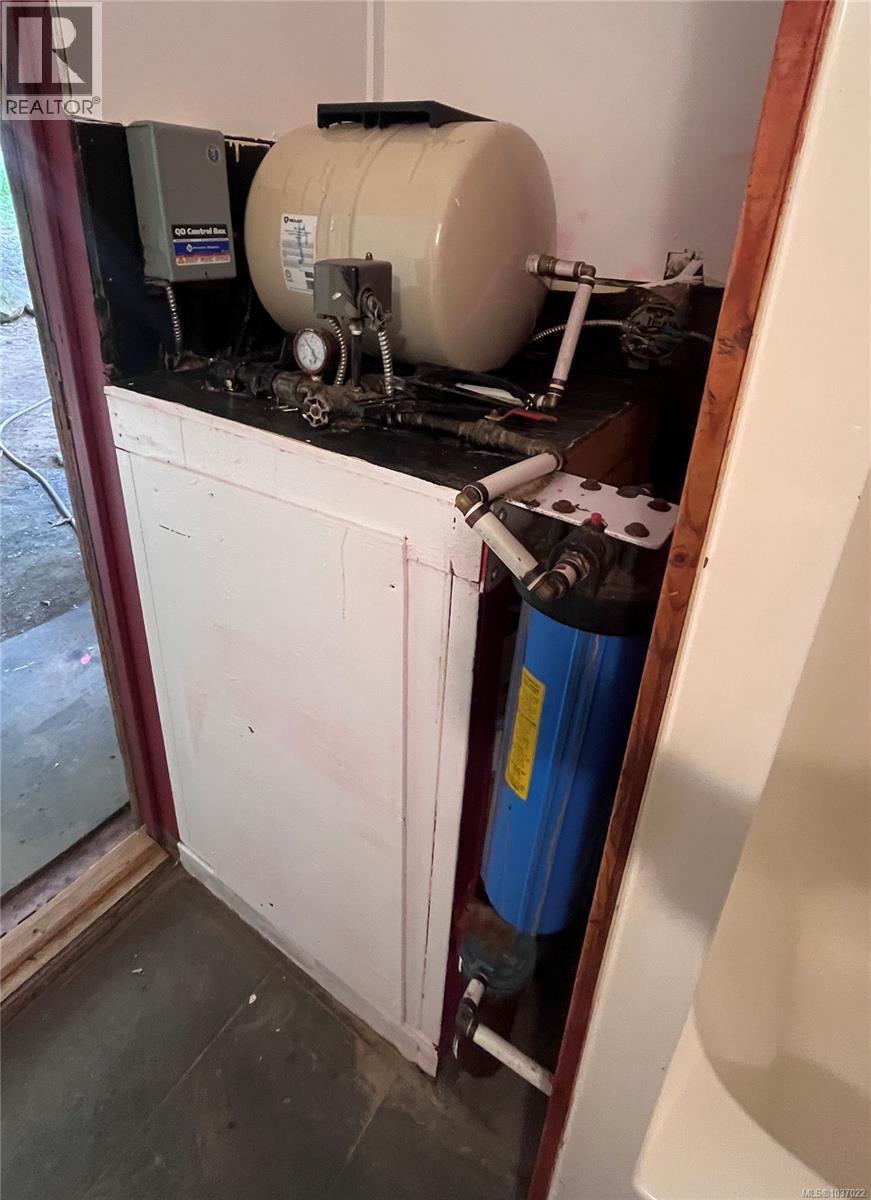 966 Harrison Way, Gabriola Island, British Columbia  V0R 1X2 - Photo 10 - 1037022
