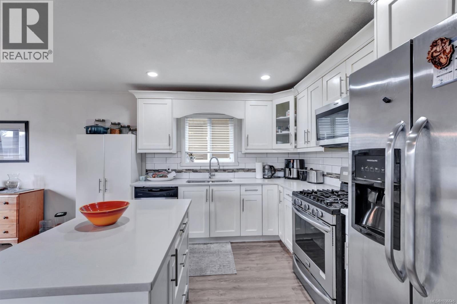 1054 Shelby Ann Ave, Nanaimo, British Columbia  V9R 0H5 - Photo 4 - 1036645
