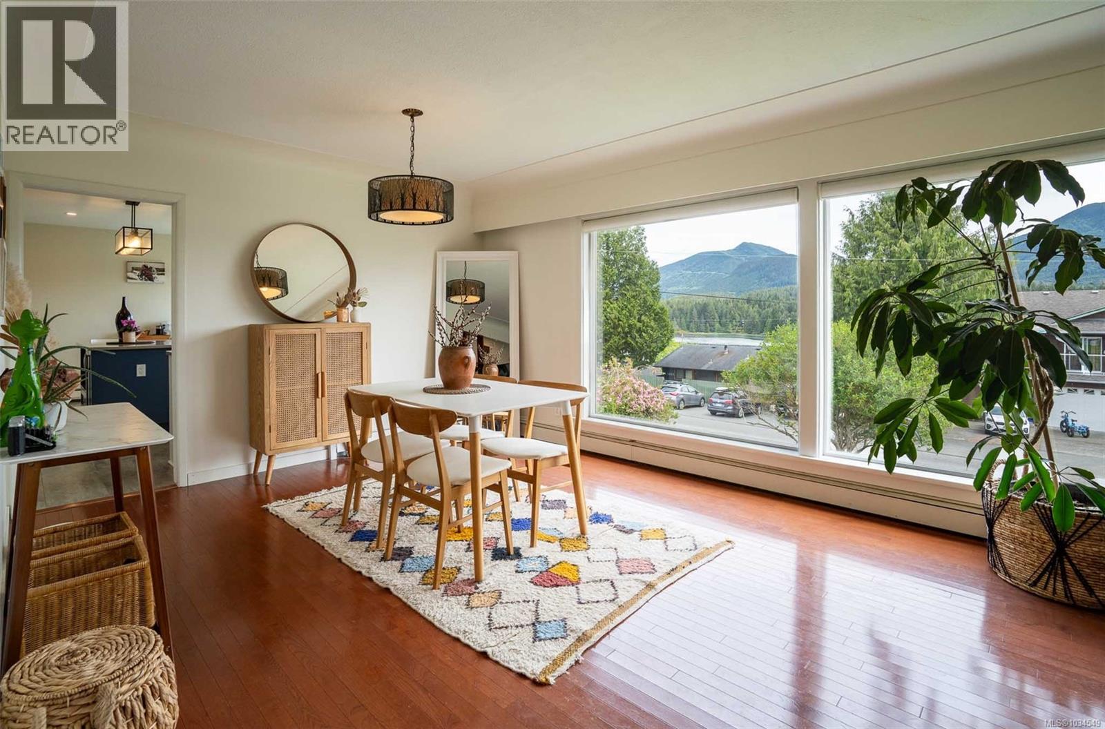 231 Otter St, Ucluelet, British Columbia  V0R 3A0 - Photo 11 - 1034549