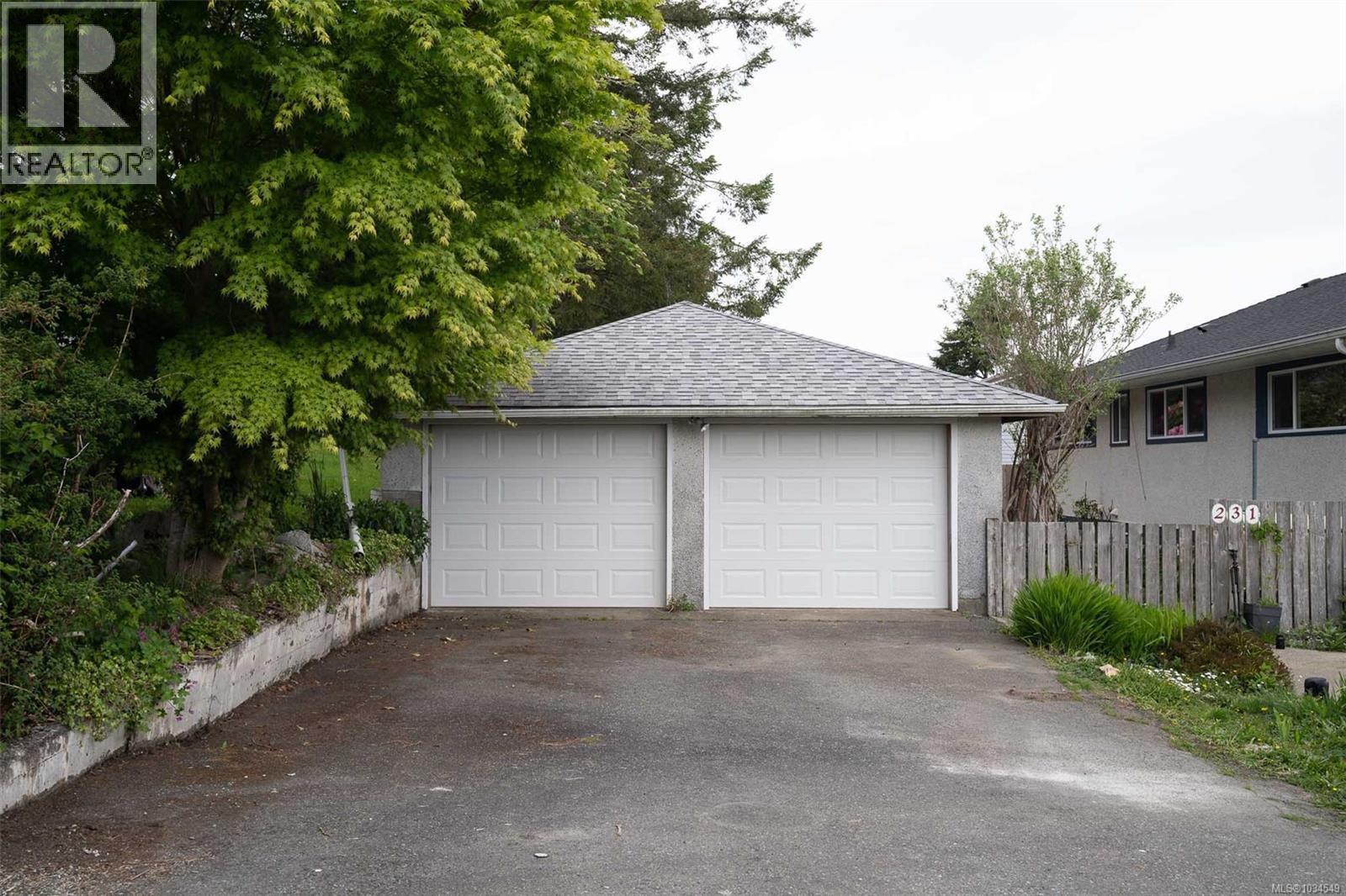231 Otter St, Ucluelet, British Columbia  V0R 3A0 - Photo 60 - 1034549
